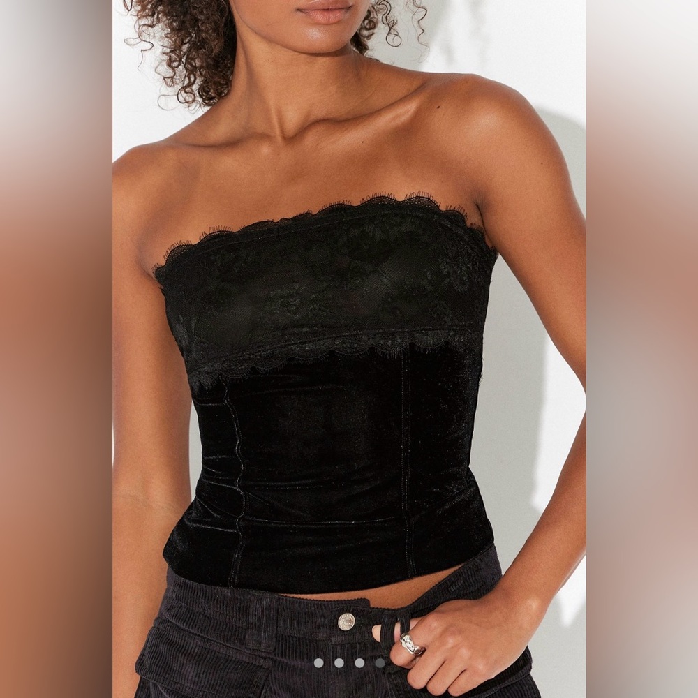 🦋Free People Tube Top